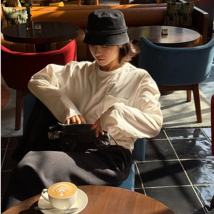 DE Mincollection卷边口袋T/极简舒适棉松弛百搭圆领打底衫56201