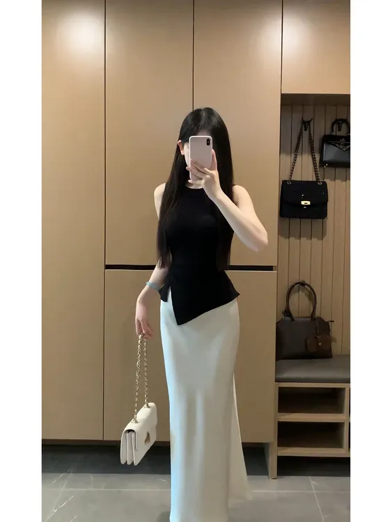 2025夏季新款轻熟纯欲风无袖气质黑色上衣高腰修身半身裙两件套女