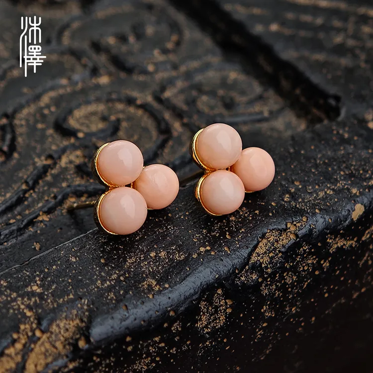 沐泽【胭脂醉】5-6mm宝岛台湾momo珊瑚天然珊瑚925银耳钉多样性发一