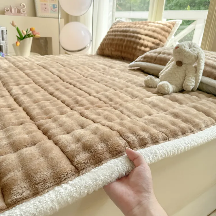 加厚泡泡牛奶绒床垫软垫冬季加绒纯色床护垫榻榻米垫子宿舍床褥子