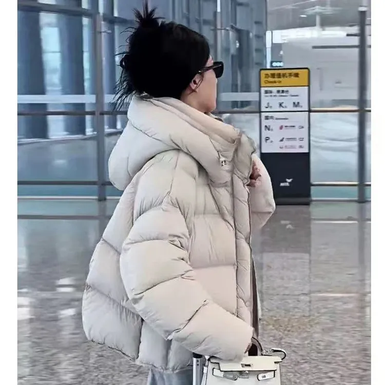 今年流行的棉服女秋冬季2025新款爆款韩版宽松显瘦面包服加厚外套