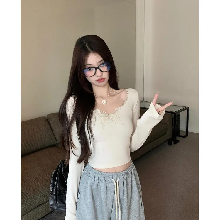 法式纯欲蕾丝拼接蝴蝶结U领长袖T恤女秋温柔内搭打底绝美上衣ins