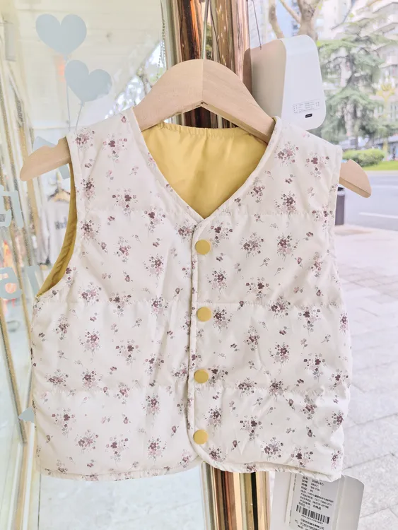 儿童冬季羽马甲女厚款女童轻薄白鸭绒背心可外穿可内搭儿童碎花