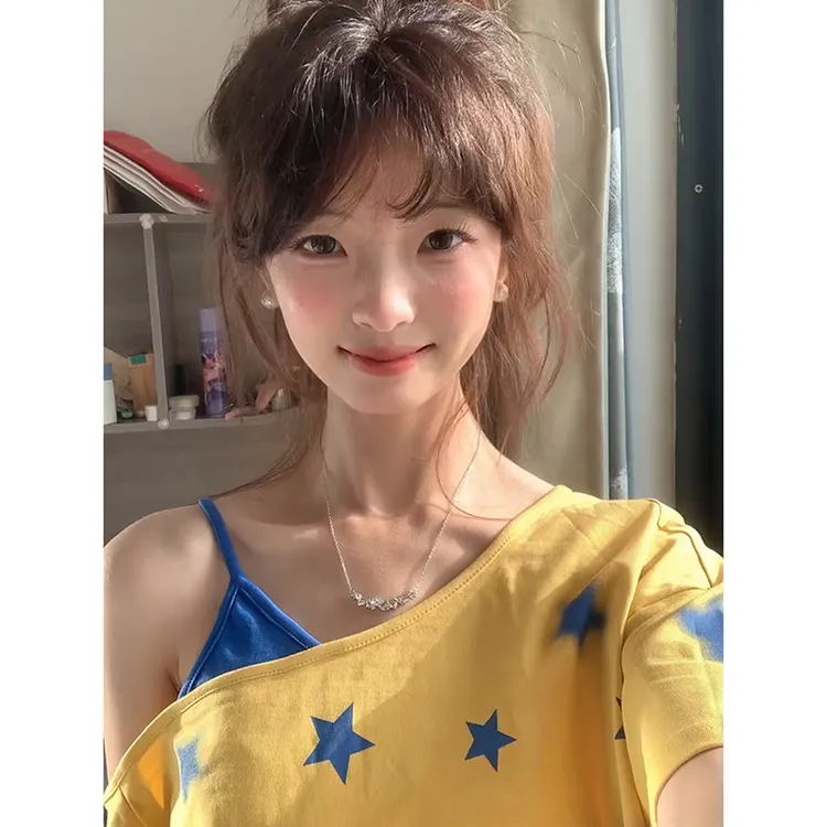 美式斜肩星星印花短袖T恤女夏新款假两件宽松性感时尚设计感上衣