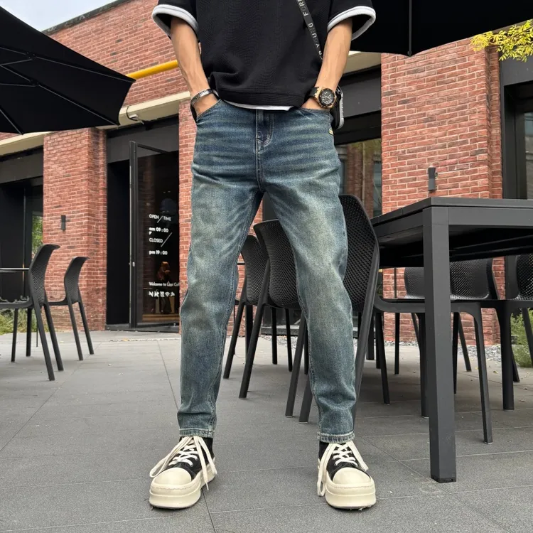 纯色蓝色锥形直筒牛仔休闲长裤新款男士经男士流光风男士蓝色直筒