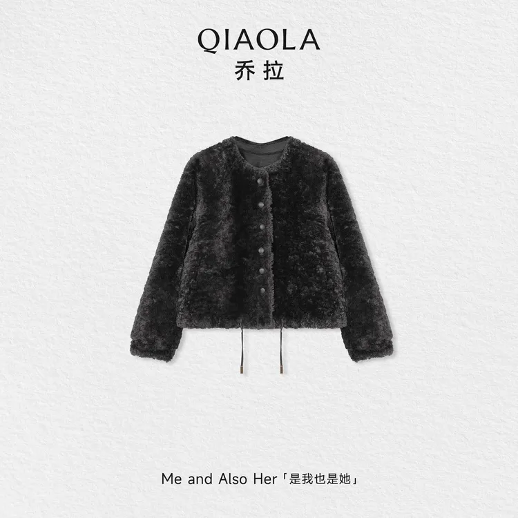 QIAOLA/乔拉【暮色古堡】秋冬时尚气质感圆形纽扣百搭短款外套