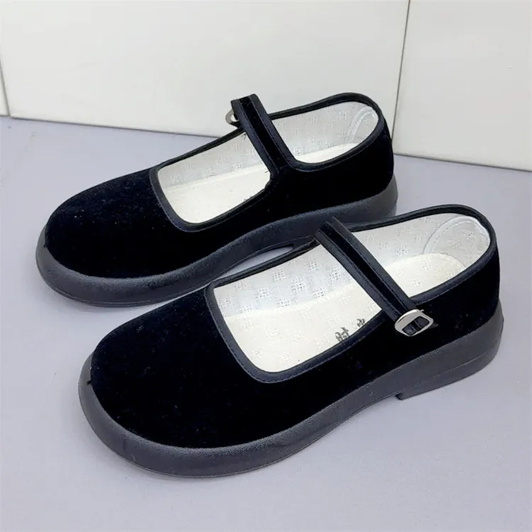 2025新款老北京布鞋女鞋妈妈鞋黑色布鞋单鞋透气软底一字带工作鞋