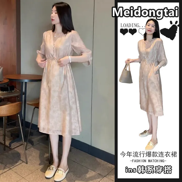 法式高级感香槟色天丝连衣裙女夏装2023新款灯笼袖气质V领长裙子
