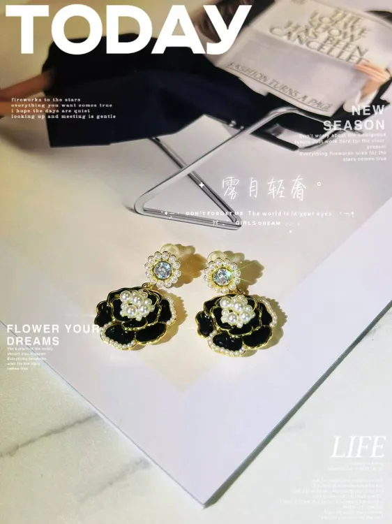 铜合金锆石耳饰 复古气质山茶花滴油镶钻珠珠耳钉轻奢时尚小香风