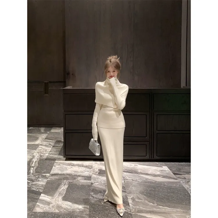 2025新款韩系时尚懒套装高领披肩设计感针织打底上衣半身裙三件套