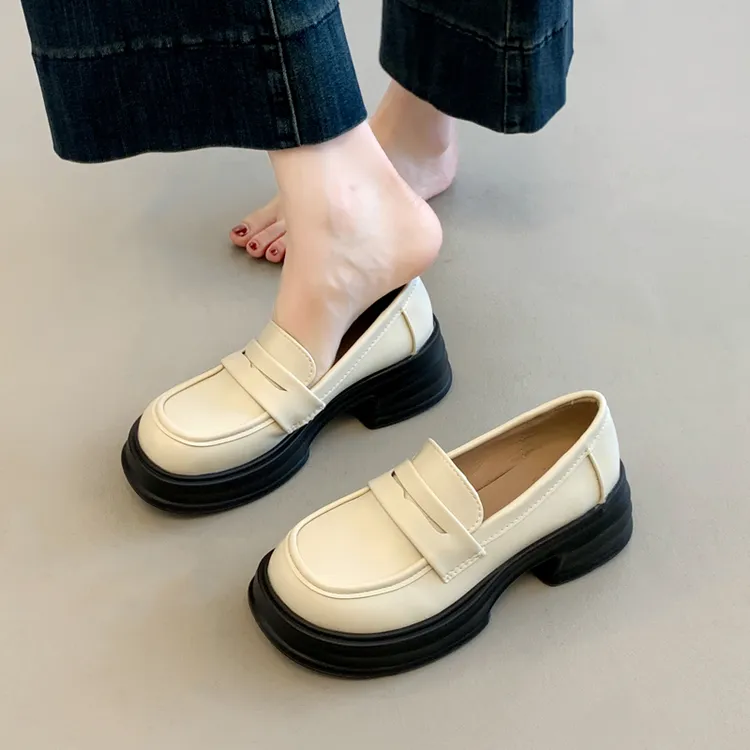 显脚小小皮鞋女款乐福鞋2025春秋新款厚底英伦风百搭jk一脚蹬单鞋