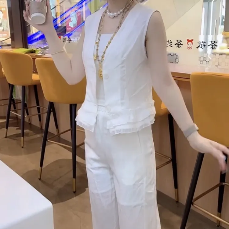 夏季新款白色亚麻蕾丝拼接无袖马甲阔腿裤时尚显瘦套装