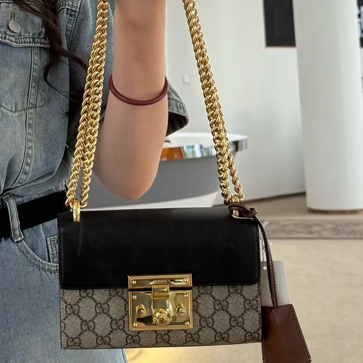 95新 GUCCI/古驰 98新月光宝盒斜挎包时尚百搭（送拉布布）