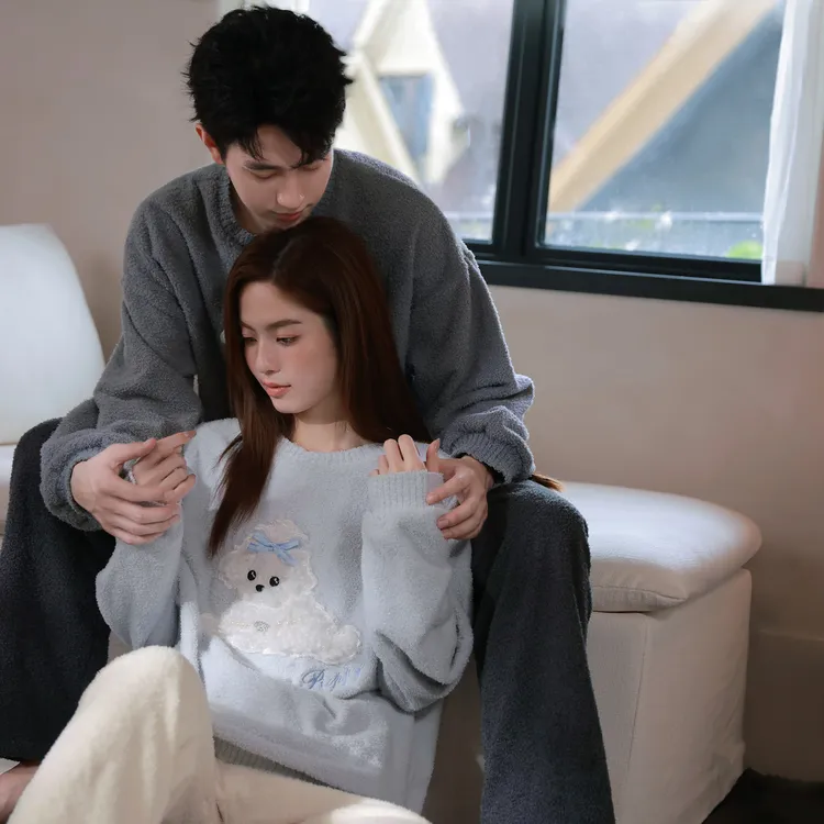 马克公主秋冬新款软糯情侣睡衣女可爱小狗毛绒加厚可外穿家居服男