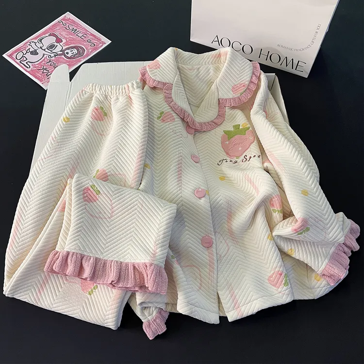 空气棉夹层睡衣女秋冬季新款加厚保暖甜美草莓简约甜美家居服套装