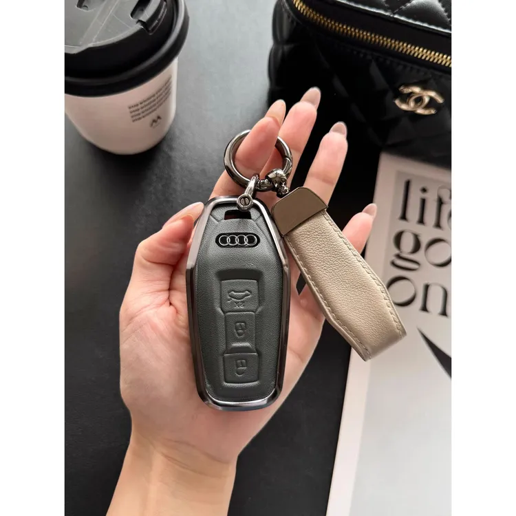 适用于奥迪A5L钥匙套新A6Le-tron包A4L Q5L A3 Q6 A7 A8 Q8车扣壳