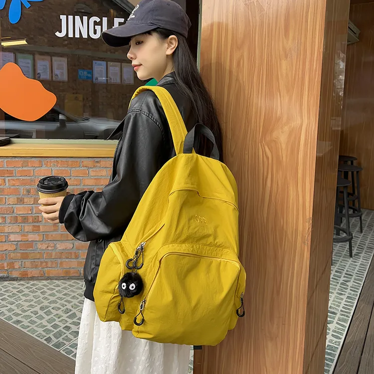 日系休闲小背包女新款简约纯色双肩包网红时尚大容量双肩包女