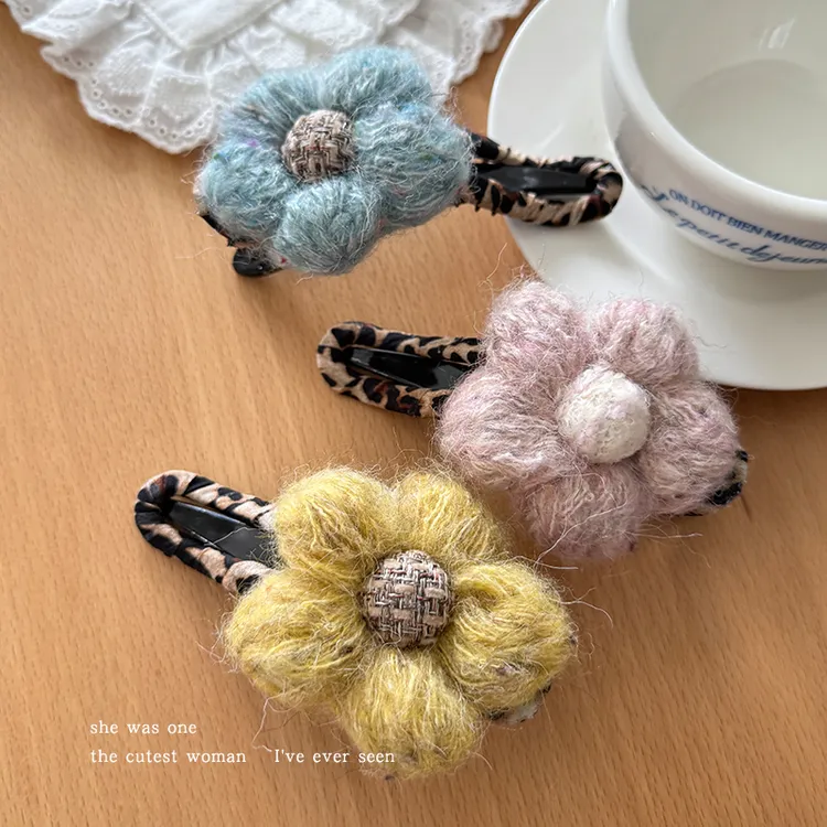 小花朵毛绒茸抓夹鸭嘴夹子盘发鲨鱼夹高级感发夹后脑勺发抓发卡