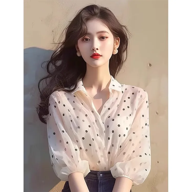 超好看白色波点衬衫女款2025年夏季新款高级感小个子洋气时尚衬衣