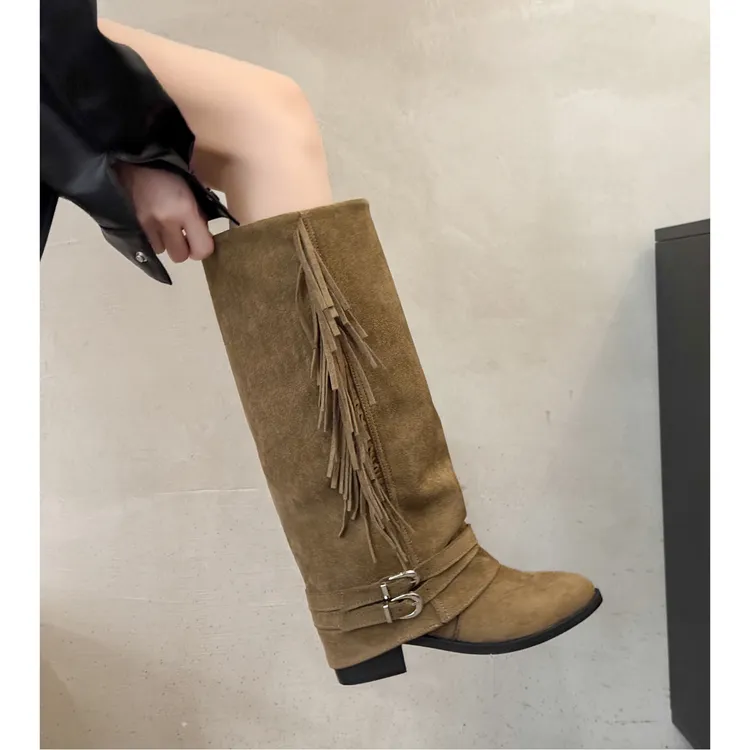南在南方复古粗跟增高靴子女长筒靴2025新款秋季配裙子显瘦裤管靴