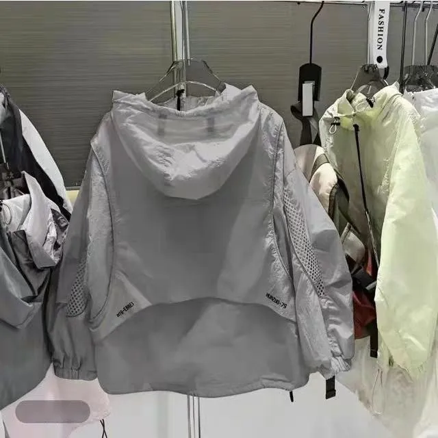 儿童防晒衣夏季薄款外套男童连帽2025新款中大童休闲拼网衣服时尚
