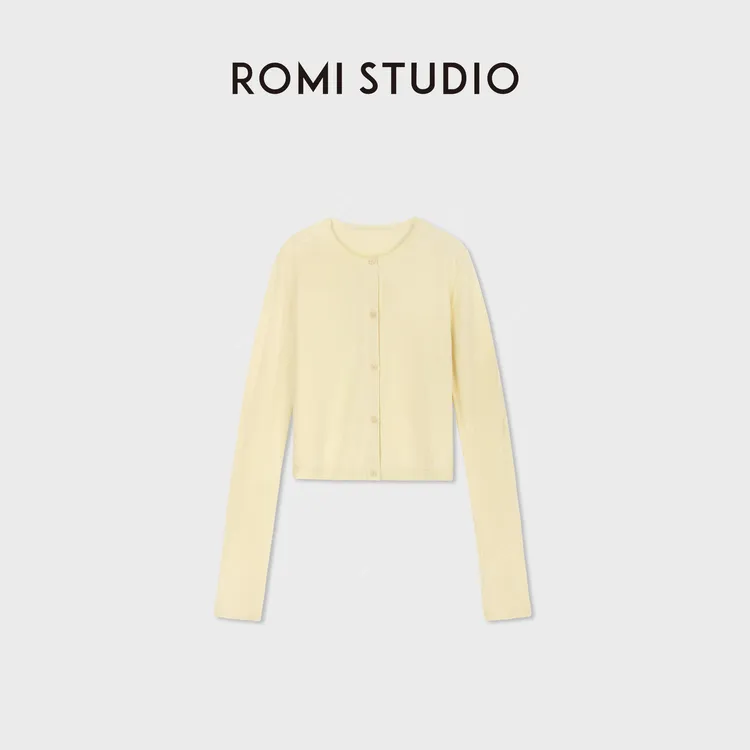 ROMI STUDIO超细美利奴羊毛桑蚕丝细腻高支浅黄开衫RWDRST3935