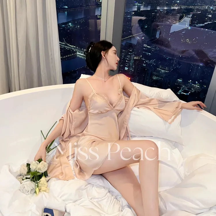 MissPeach ｜流金 带胸垫聚拢缎面纯欲御姐性感约会女睡裙两件套