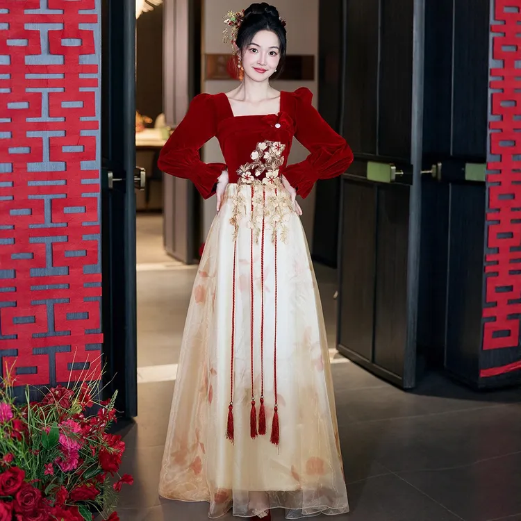 大码敬酒服新娘双12新款方领结婚订婚礼服胖回门长款显瘦连衣mdd