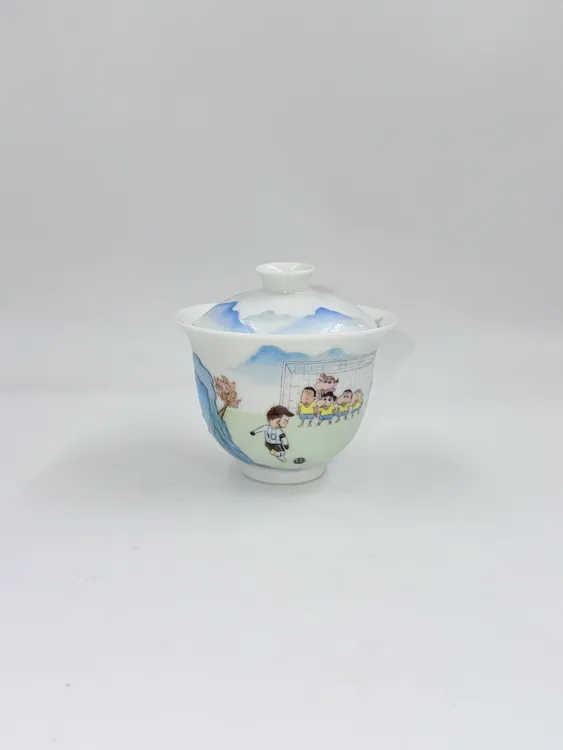 景德镇陶瓷手绘梅西与蜡笔小新足球主题茶具盖碗系列