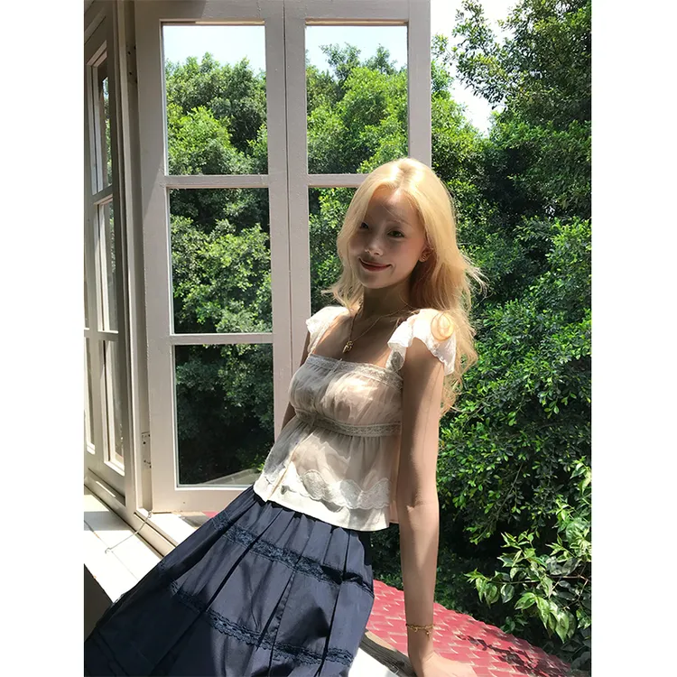 法式高级蕾丝方领白色上衣背心a字裙蕾丝拼接半身裙休闲直筒长裙