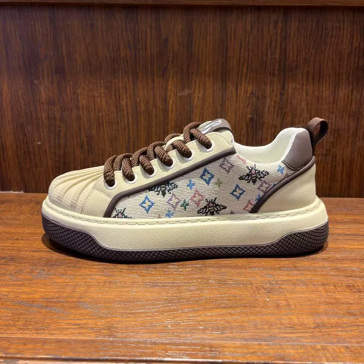 男鞋2025潮流印花时尚百搭休闲板鞋国潮小众拼色低帮系带男生潮鞋