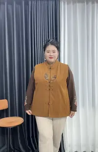 110-240斤特大码花好月圆刺绣宽松马甲立领大气盘扣绣花坎肩女