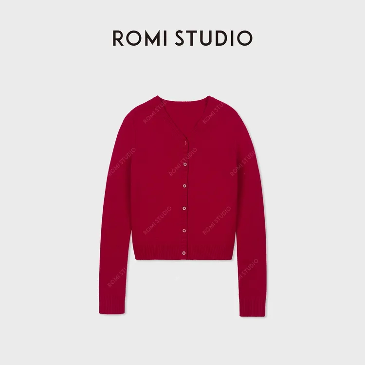 ROMI STUDIO“复古格调”100%羊毛柔软亲肤小V领开襟毛衫RWCAS86727