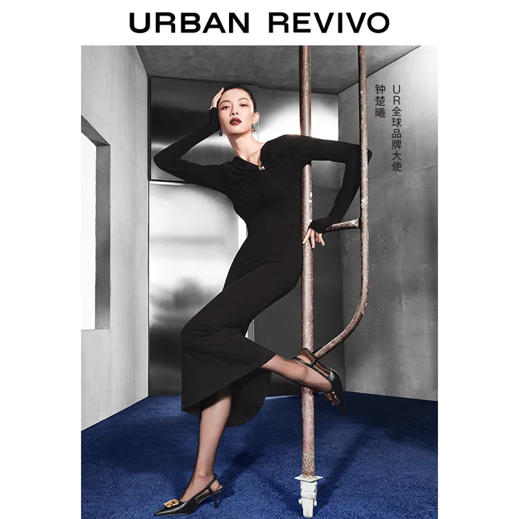 【钟楚曦同款】UR2025秋季新款女装金属扣褶皱连衣裙UWG750236