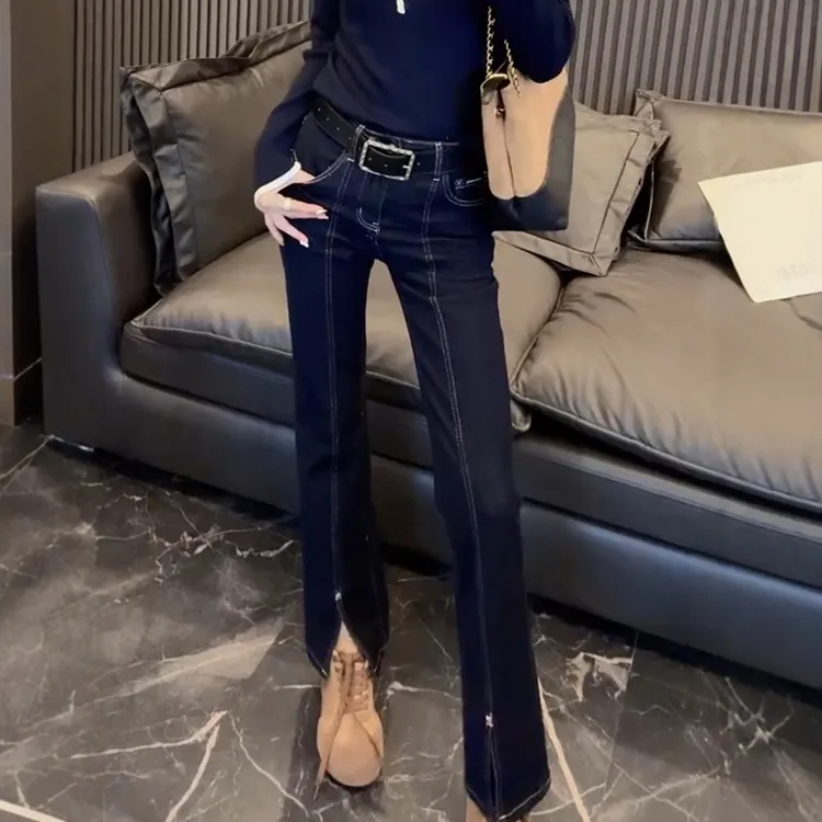 秋季新款瘦腿线开叉牛仔微喇裤大码女装高腰显瘦百搭直筒马蹄裤子