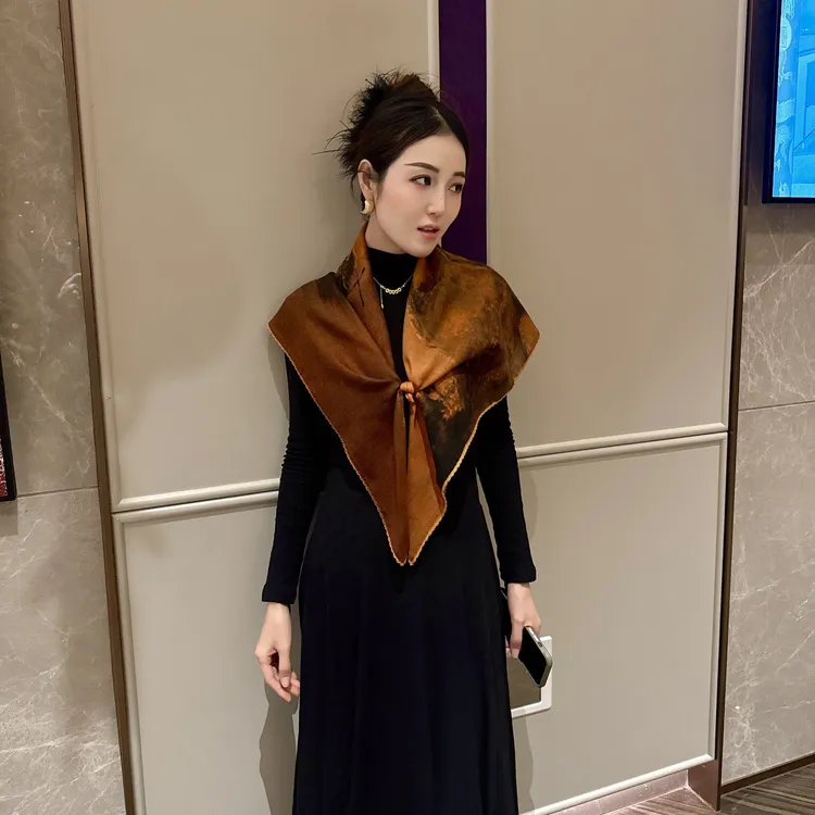 【烟霞】山羊绒95*95针织加厚时尚百搭冬季围巾披肩