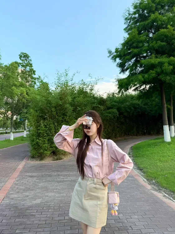 夏季新款洋气衣服女休闲薄款polo领宽松长袖衬衫高腰气质短裙套装