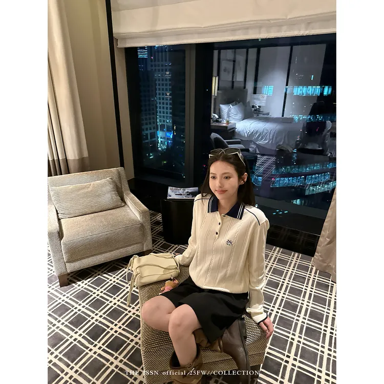 THEISSN宁司 撞色polo领针织衫女早秋韩系显瘦上衣 01402