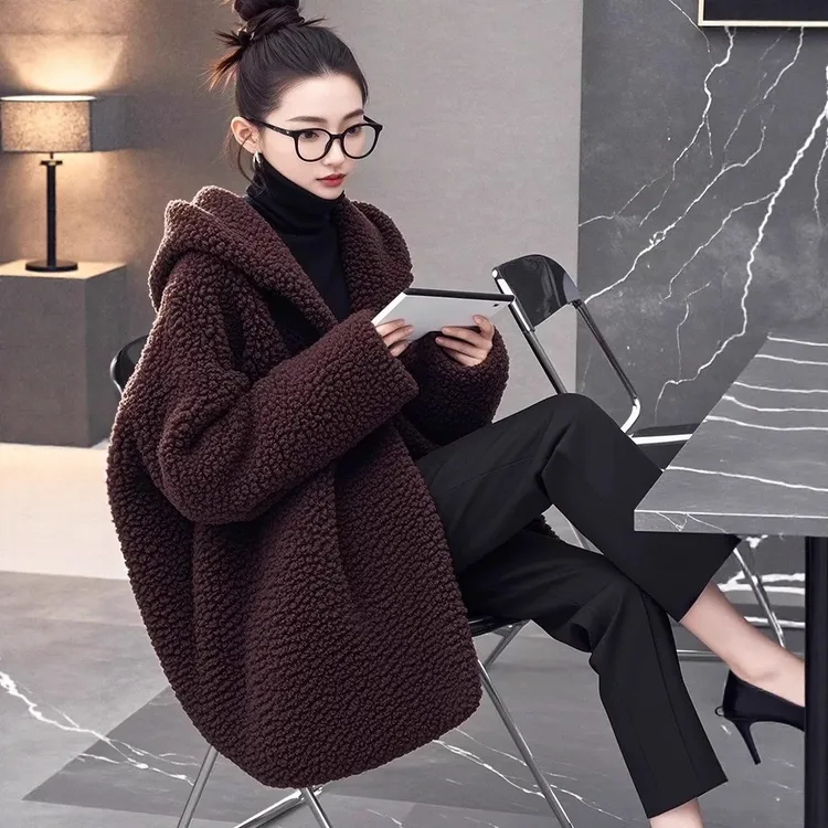 冬季高级感超好看上衣韩系温柔小香风棕色仿羊羔毛加厚摇粒绒外套