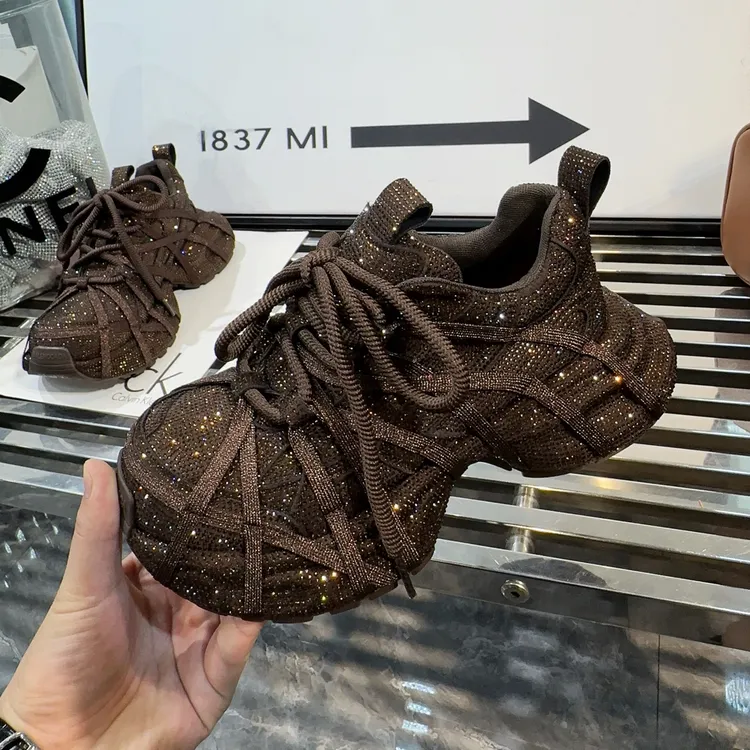 A.M艾墨儿2025年新款巴黎升级款绑带重工水钻名媛风老爹鞋