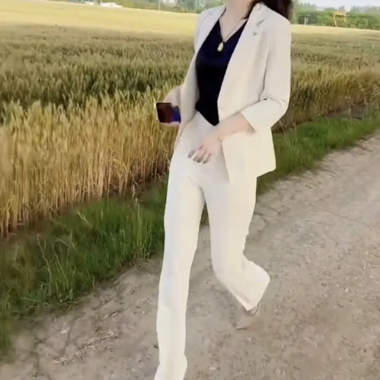 Y新款减龄洋气爆款时髦显瘦显高女装