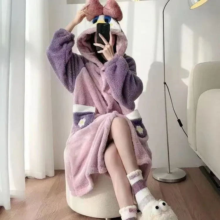唐老鸭秋冬季连帽纯色冬季卡通可爱睡衣珊瑚绒可爱风睡衣长毛加绒