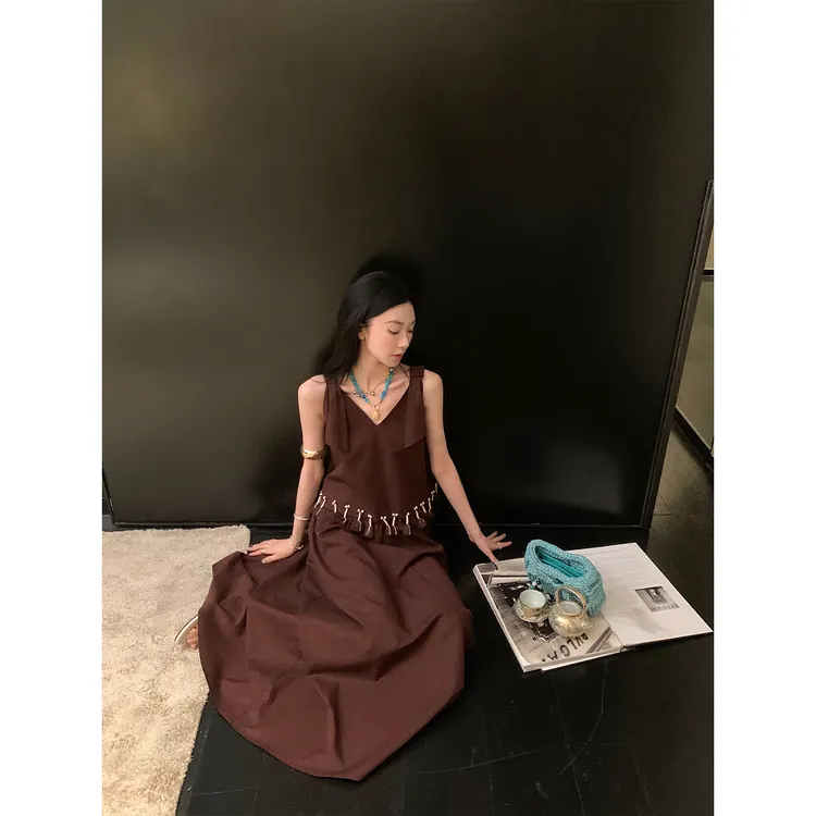 区区欧阳 流苏V领无袖上衣半身裙套装女夏季新款设计感小众两件套