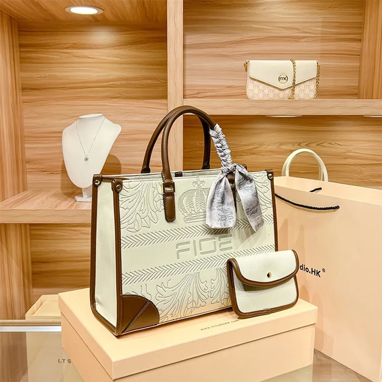 香港真皮托特包女大容量包包2025新款高级感手提包通勤单肩包大包