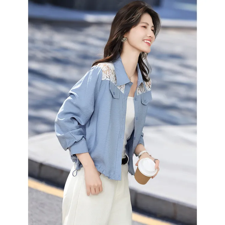 尚静文艺风减龄牛仔衬衫2025春季新款休闲蕾丝拼接下摆抽绳衬衫女