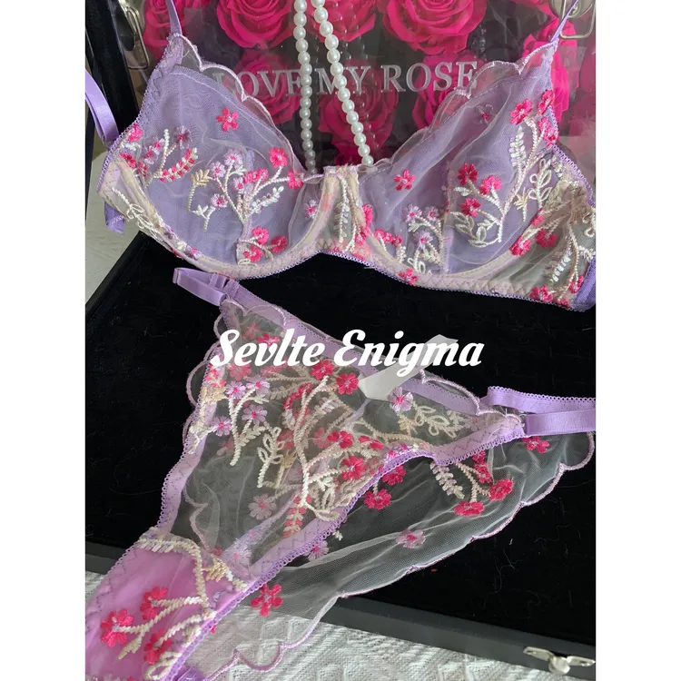 Sevlte Enigma*性感蕾丝内衣女法式纯欲超薄杯大胸显小收副乳
