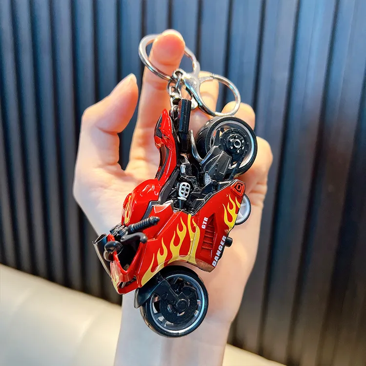 新款精致摩托车钥匙扣潮酷挂件电动车装饰品