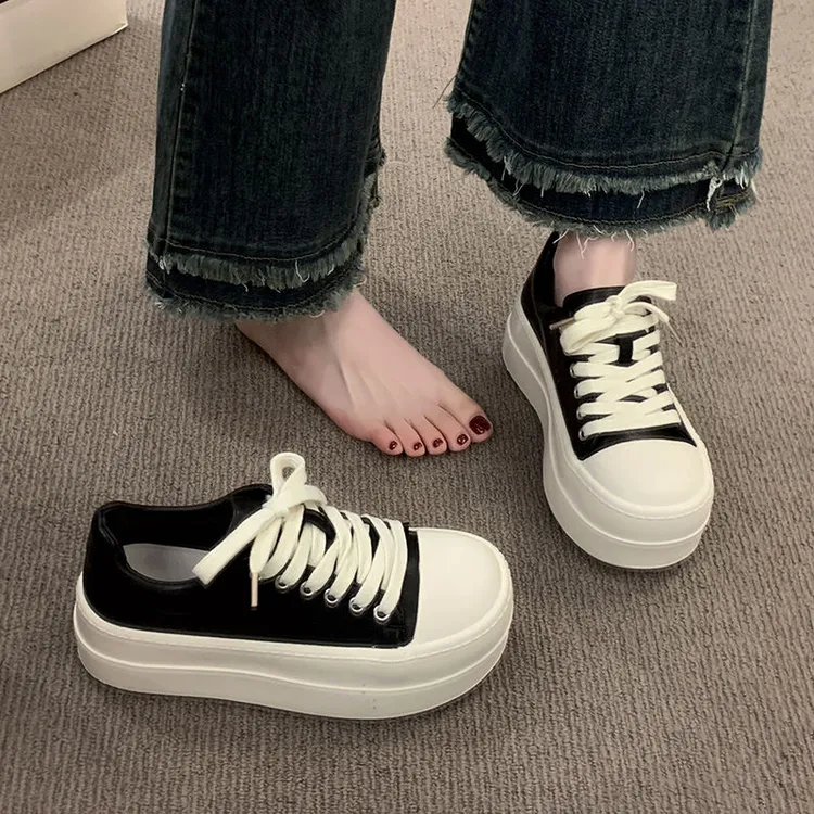 大头厚底小白鞋2025春季新款增高面包休闲鞋百搭休闲运动板鞋