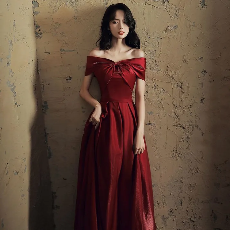 定制款敬酒服新娘2025新款小个子大气酒红色长款结婚晚礼服缎面