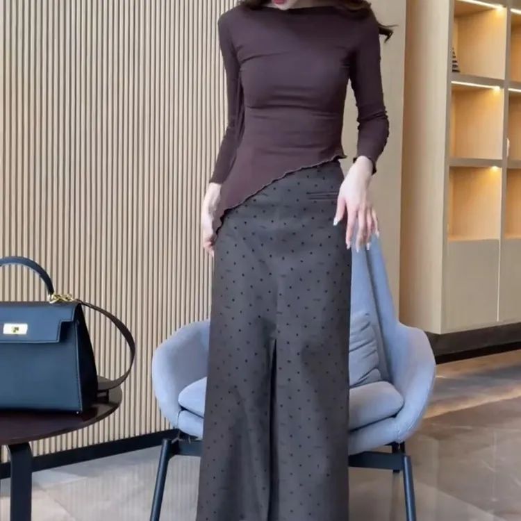2025春夏新款时尚显瘦气质女士网红洋气两件套百搭款D7937